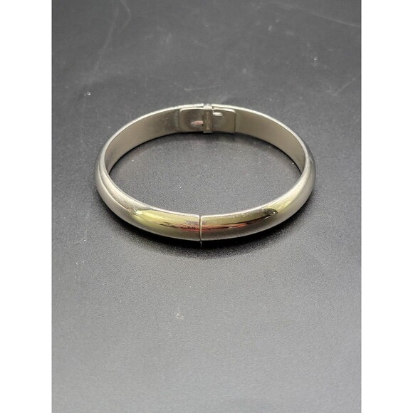Whiting and Davis Silver tone Clamp Bracelet - Picture 2 of 12